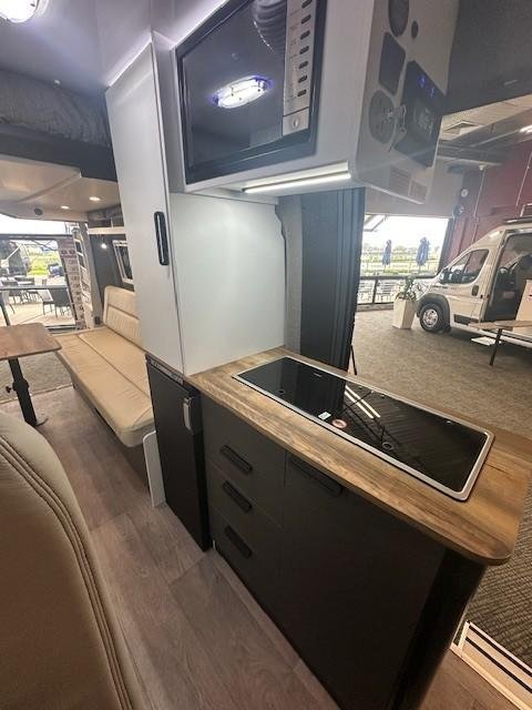 2025 Avida Escape