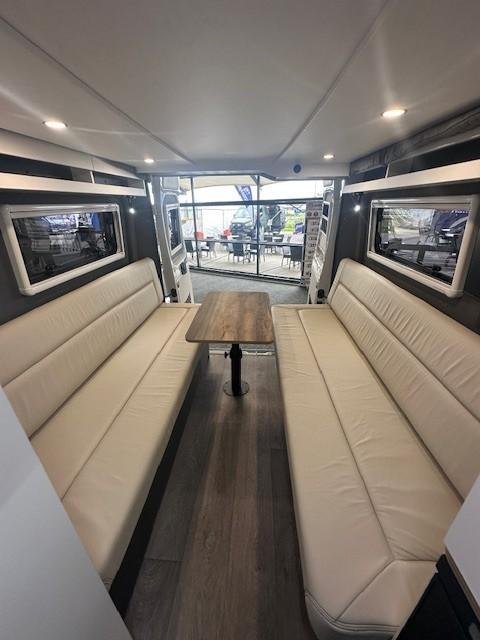 2025 Avida Escape