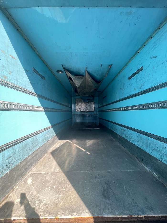 1998 Maxicube Triaxle Refrgerated Rollback A Trailer