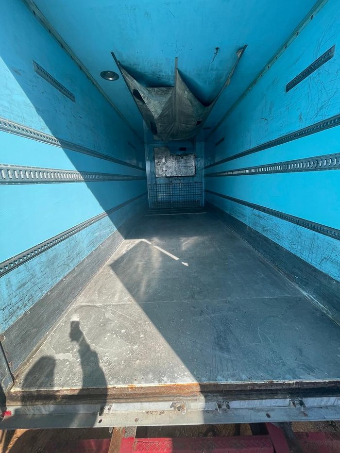 1998 Maxicube Triaxle Refrgerated Rollback A Trailer