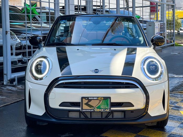 2022 MINI Mini Convertible Iconic