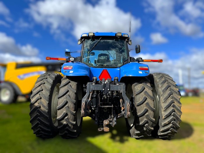2009 New Holland T8050 Tractor
