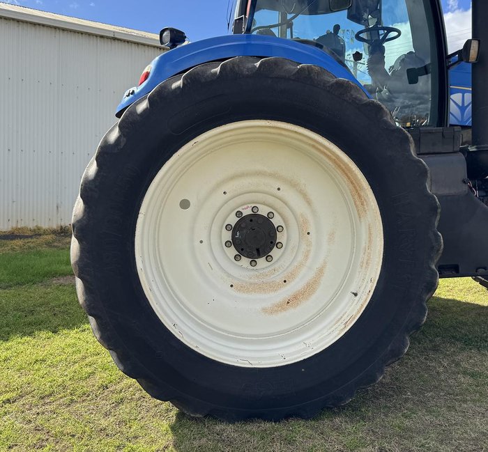2009 New Holland T8050 Tractor