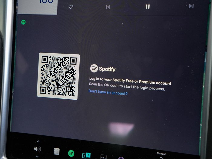 2017 Tesla Model S 90D