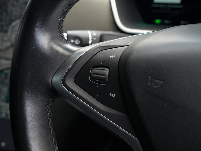 2017 Tesla Model S 90D