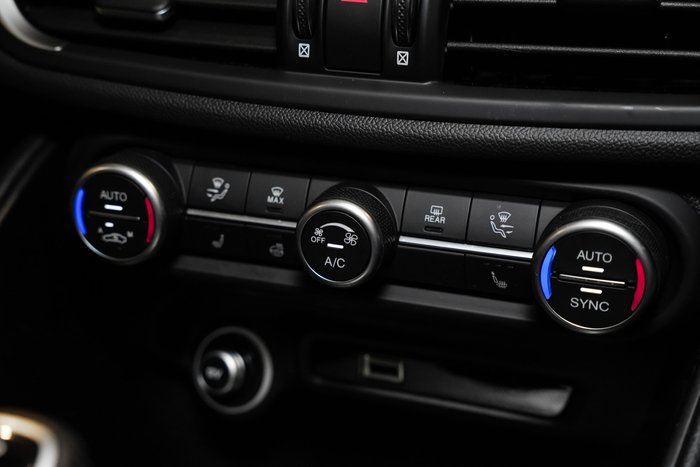 2023 Alfa Romeo Giulia Veloce