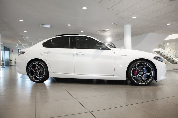 2023 Alfa Romeo Giulia Veloce