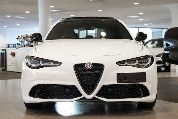 2023 Alfa Romeo Giulia Veloce