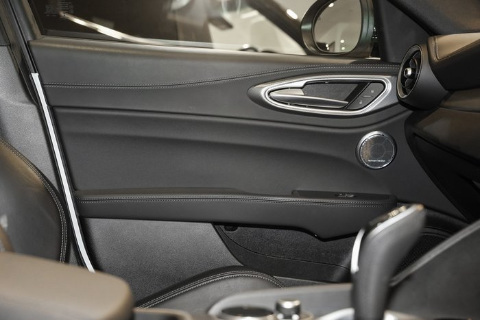 2023 Alfa Romeo Giulia Veloce