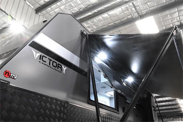 2023 VICTORY CARAVANS Maestro