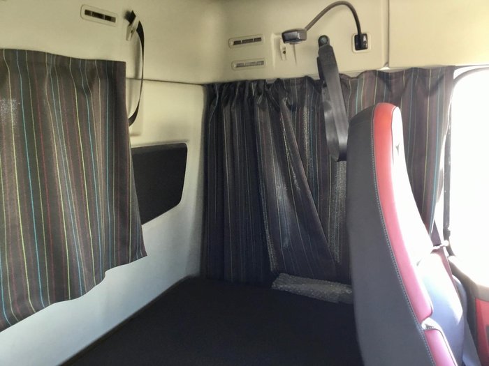 2018 Volvo Fm450 Scoop Purchase 2Avait $140000+Gst 830000Klm Be Quick FM 450 SLEEPER