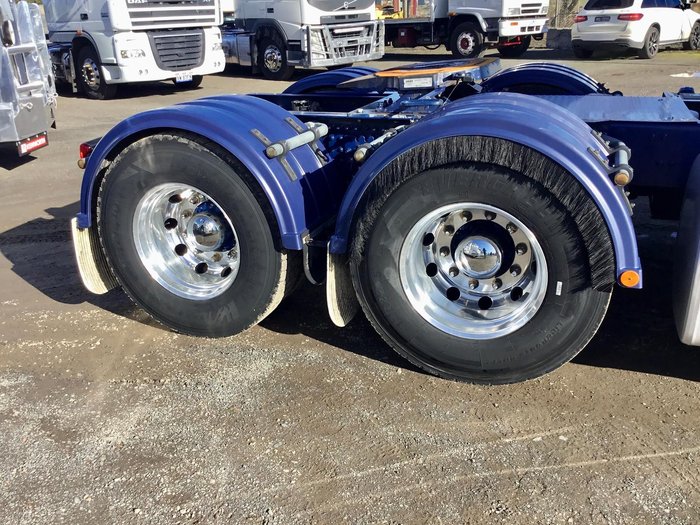 2018 Volvo Fm450 Scoop Purchase 2Avait $140000+Gst 830000Klm Be Quick FM 450 SLEEPER