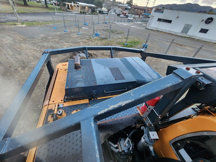 2017 Hyundai R320lc-9