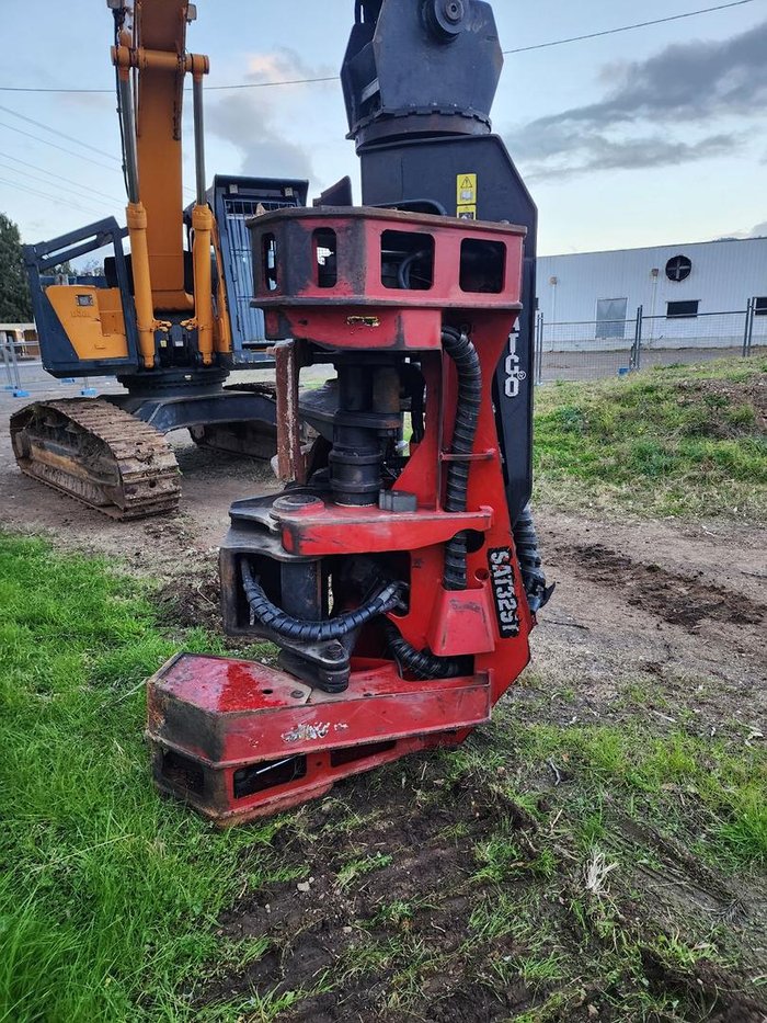 2017 Hyundai R320lc-9