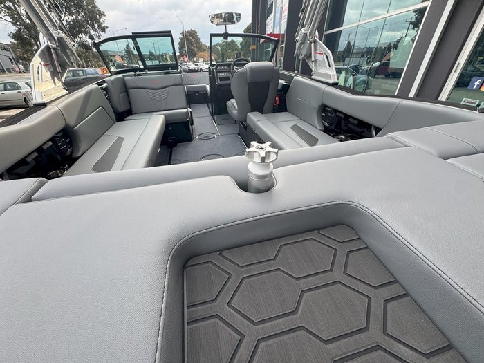 2026 MasterCraft NXT23