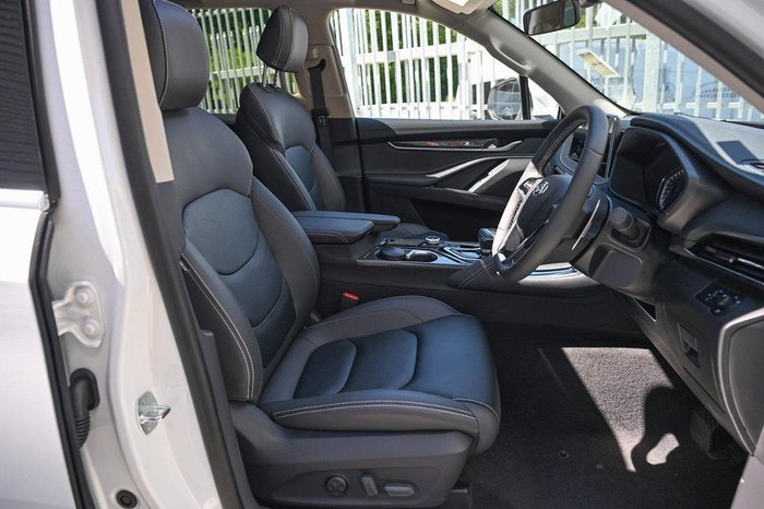 2023 LDV D90 Executive