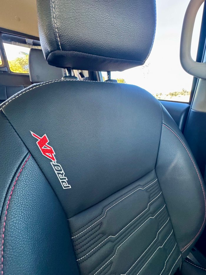 2024 NISSAN NAVARA PRO-4X