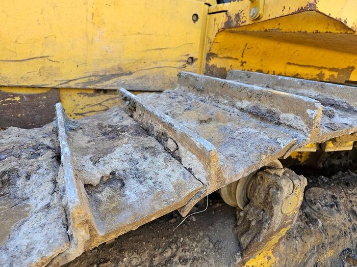 2011 Komatsu D65ex-16