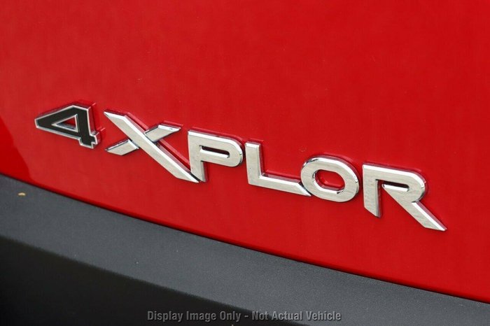 2023 Mahindra Scorpio Z8 4X4 Dazzling Silver