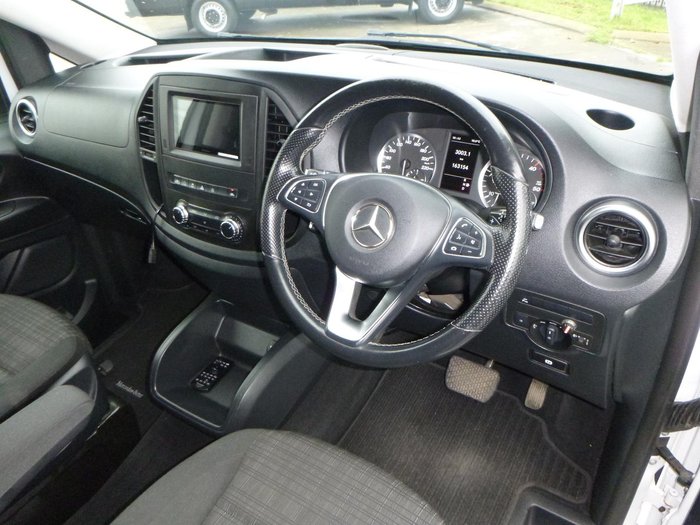 2017 Mercedes-Benz Valente 116BlueTEC 447 Arctic White