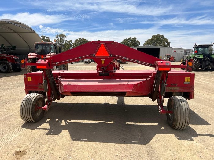 2017 Massey Ferguson 1386