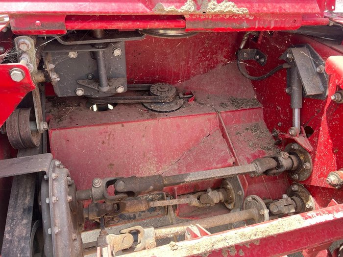2017 Massey Ferguson 1386