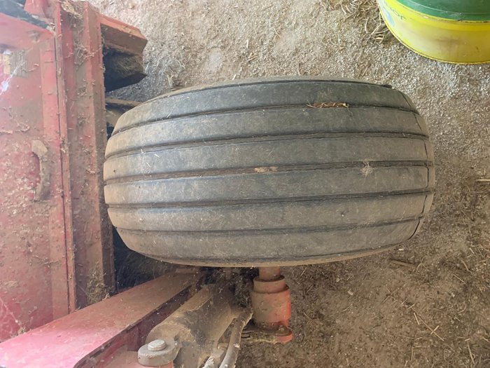 2017 Massey Ferguson 1386