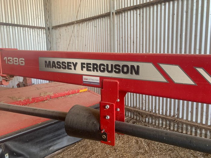 2017 Massey Ferguson 1386