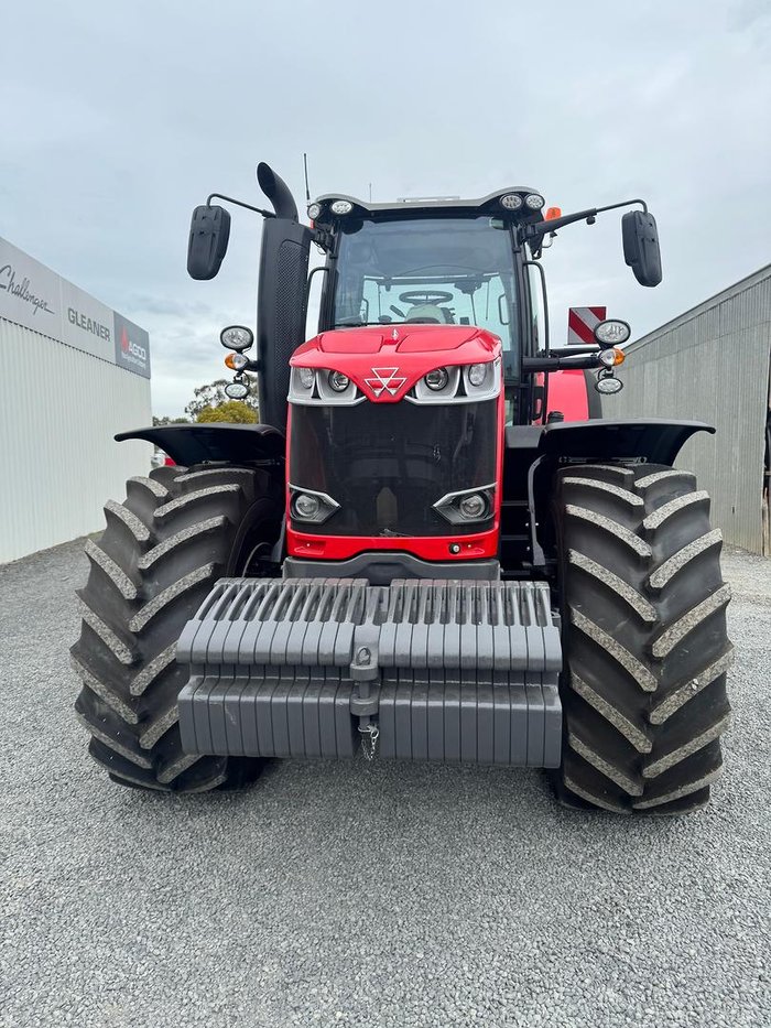 0 Massey Ferguson Demo 8732S Dyna -Vt Red