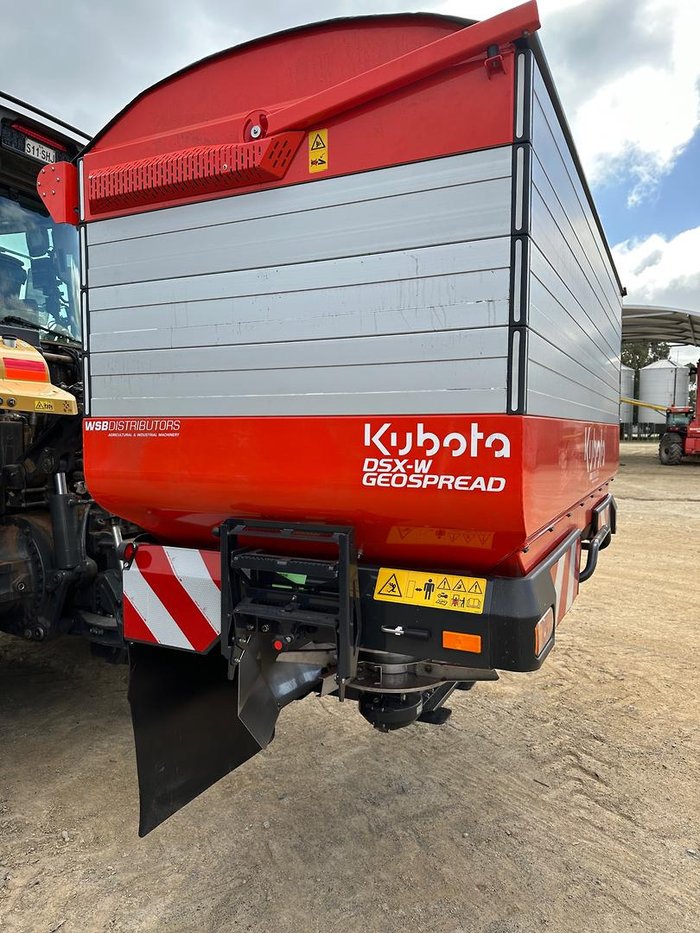 2023 Kubota Dsx-W Geospread Orange