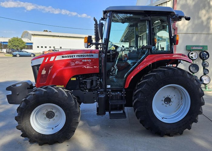 2022 Massey Ferguson 4610 Red