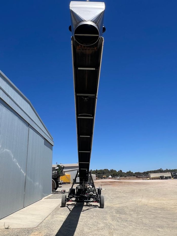 2023 Convey-All 1658 SS TL Self Propelled Grain Conveyor