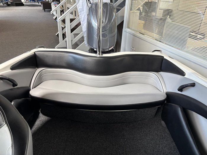 2023 Haines Signature 550BR