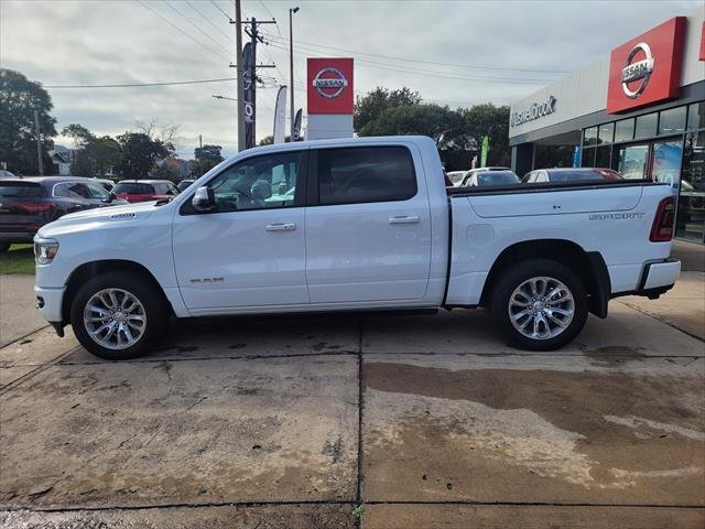 2023 RAM LARAMIE 1500 SPORT MY23 1500 Laramie Sport Crew Cab RamBox (with tonneau and bed divider) Bright White