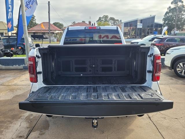 2023 RAM LARAMIE 1500 SPORT MY23 1500 Laramie Sport Crew Cab RamBox (with tonneau and bed divider) Bright White