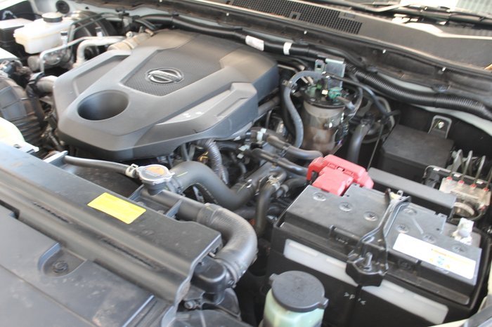 2024 Nissan Navara ST-X