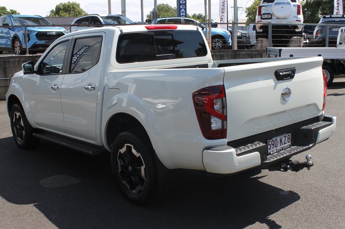 2024 Nissan Navara ST-X