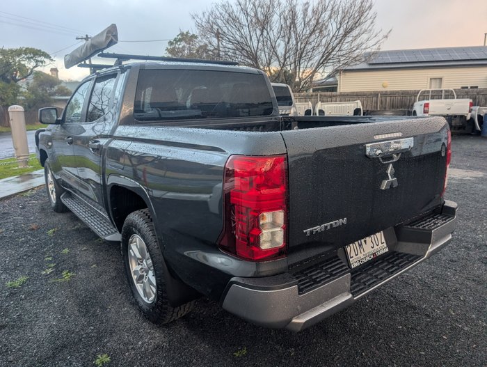 2025 Mitsubishi Triton GLX+
