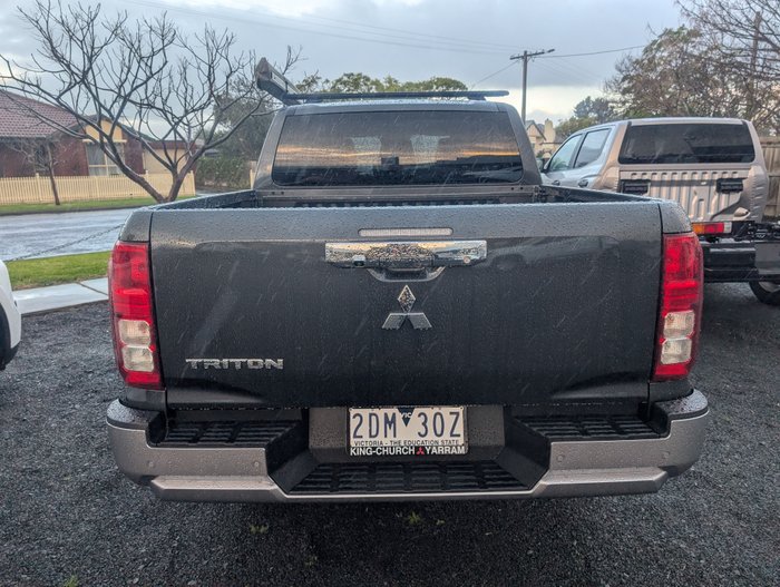 2025 Mitsubishi Triton GLX+