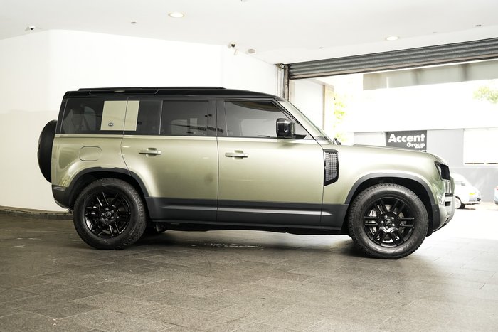 2023 Land Rover Defender 110 P400 S