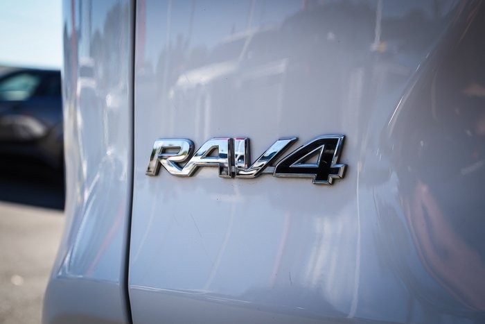 2024 Toyota RAV 4 Hybrid GX-2WD