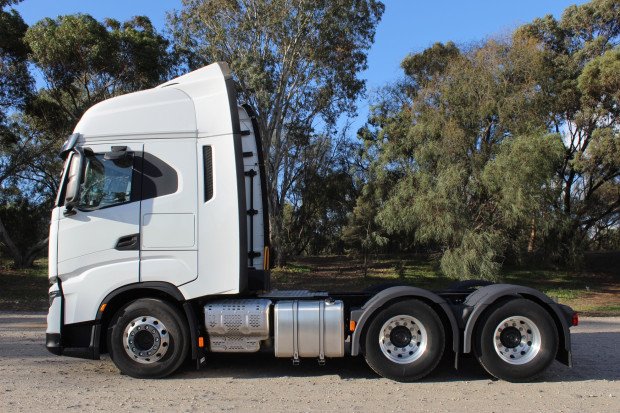 2024 Iveco S-WAY AS 550HP 6X4 HIGH ROOF (3200MM WB)