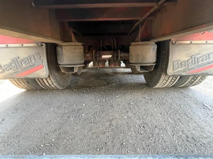 1999 Maxitrans B Double Curtainsider Double Drop Deck Combination