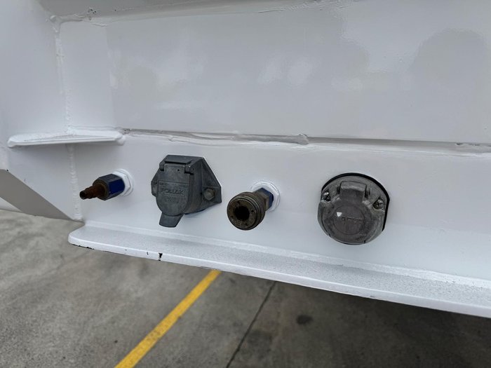 2010 Maxitrans St2 12.2M Tandem Semi