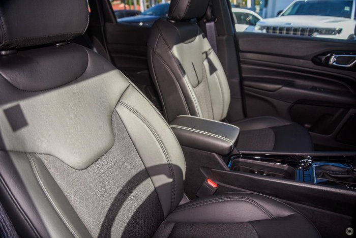 2022 Jeep Compass Night Eagle