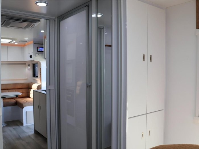 2025 Wonderland RV Hornet 2200 Rear Club Lounge