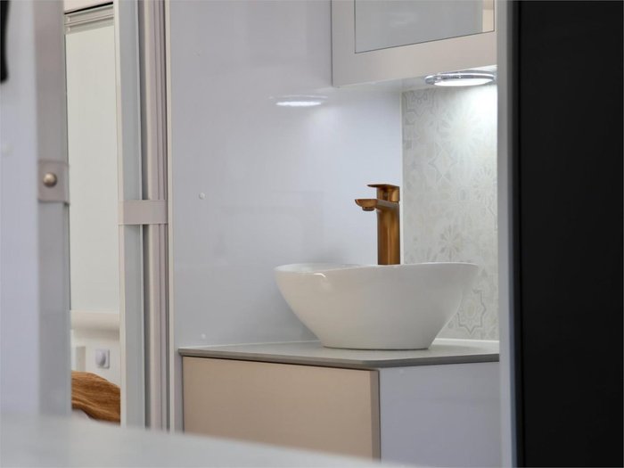 2025 Wonderland RV Hornet 2200 Rear Club Lounge