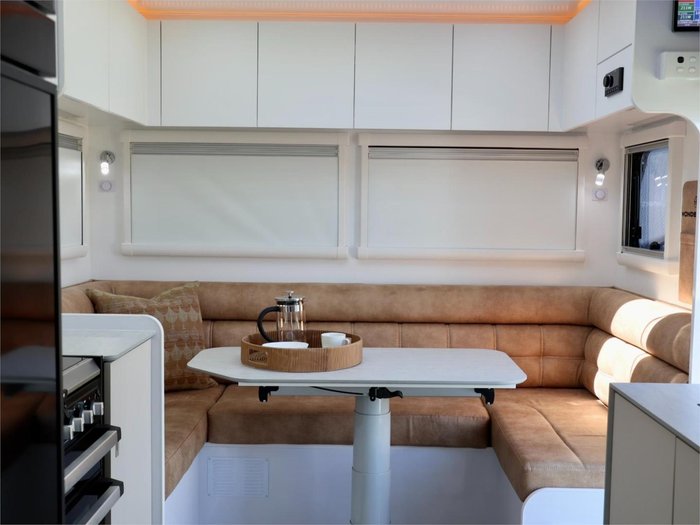 2025 Wonderland RV Hornet 2200 Rear Club Lounge