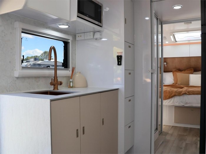 2025 Wonderland RV Hornet 2200 Rear Club Lounge