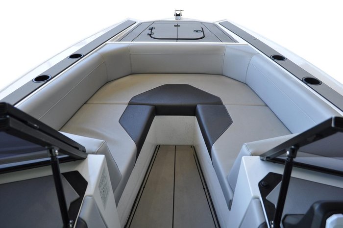 2024 QUINTREX 555 Freestyler X 150 S